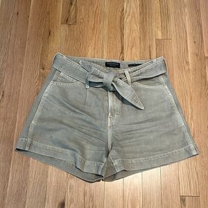 GUC Banana Republic shorts